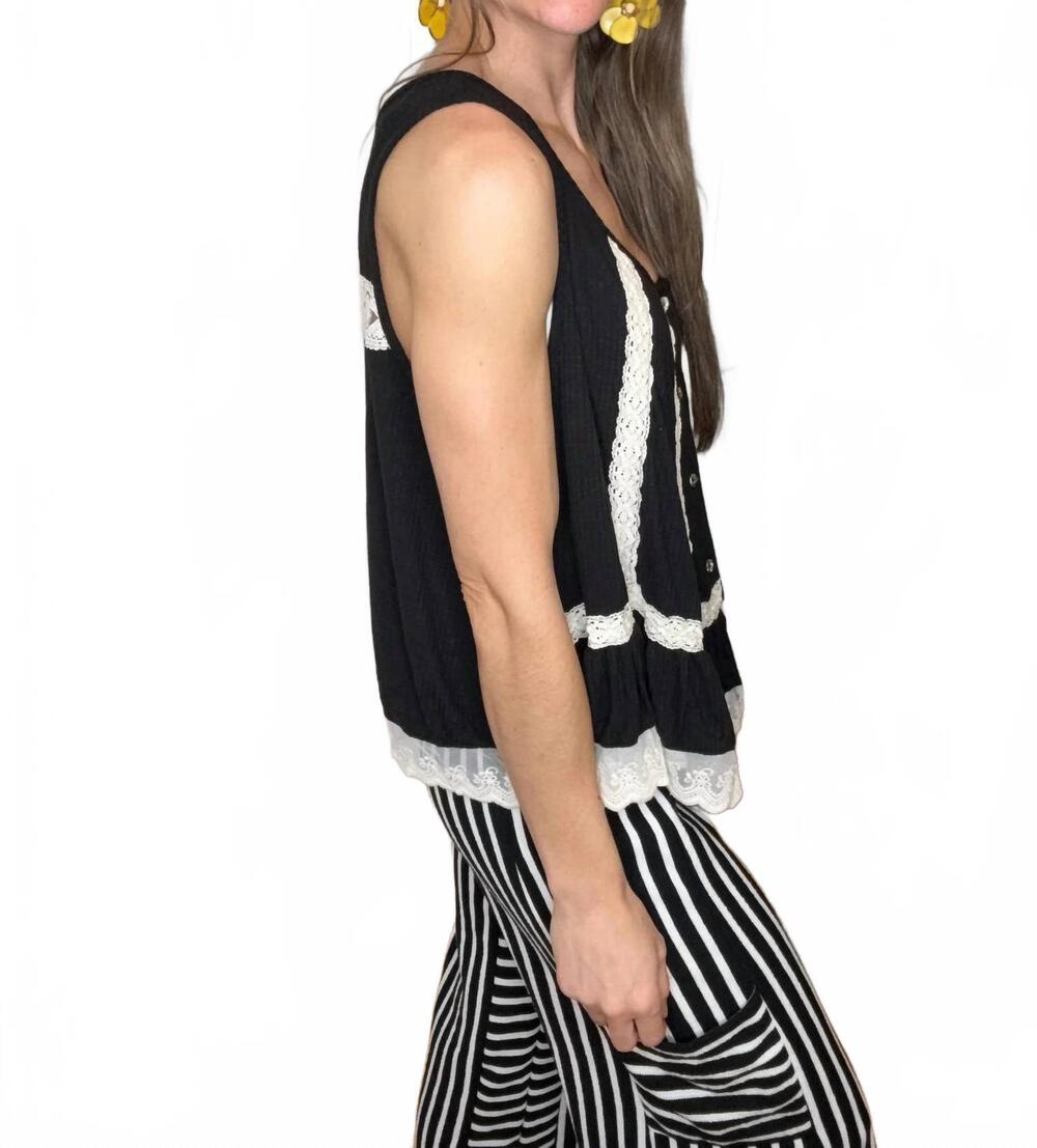 NEW POL quincie button down sleeveless top in black - Picture 3 of 8